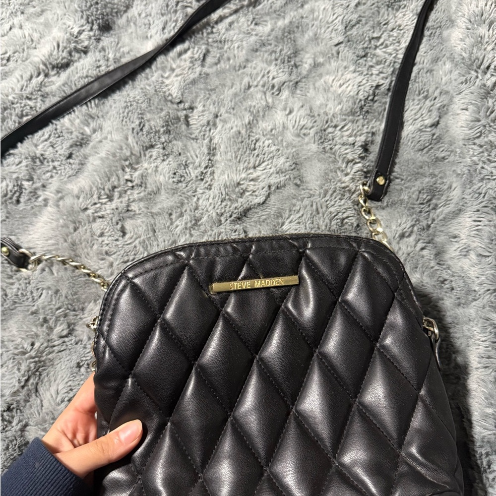 Steve Madden Black Quilted Crossbody Bag